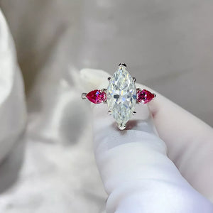 6 Carat 925 Sterling Silver Ring in clear with 6 carat moissanite