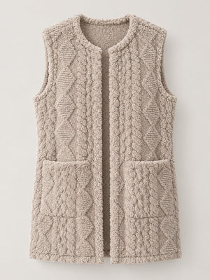 vest in Light Blue with geometric and pocketed