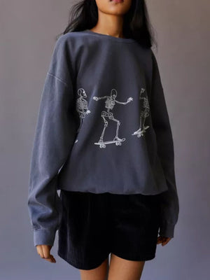 Gray sweatshirt with hip-length and pullover