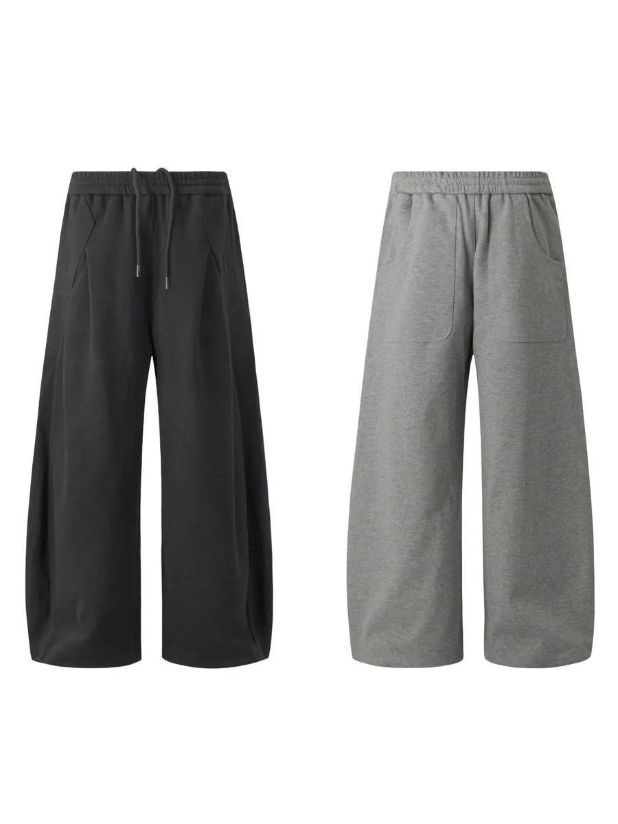 sweatpants in Gray with drawstring waist and full-length