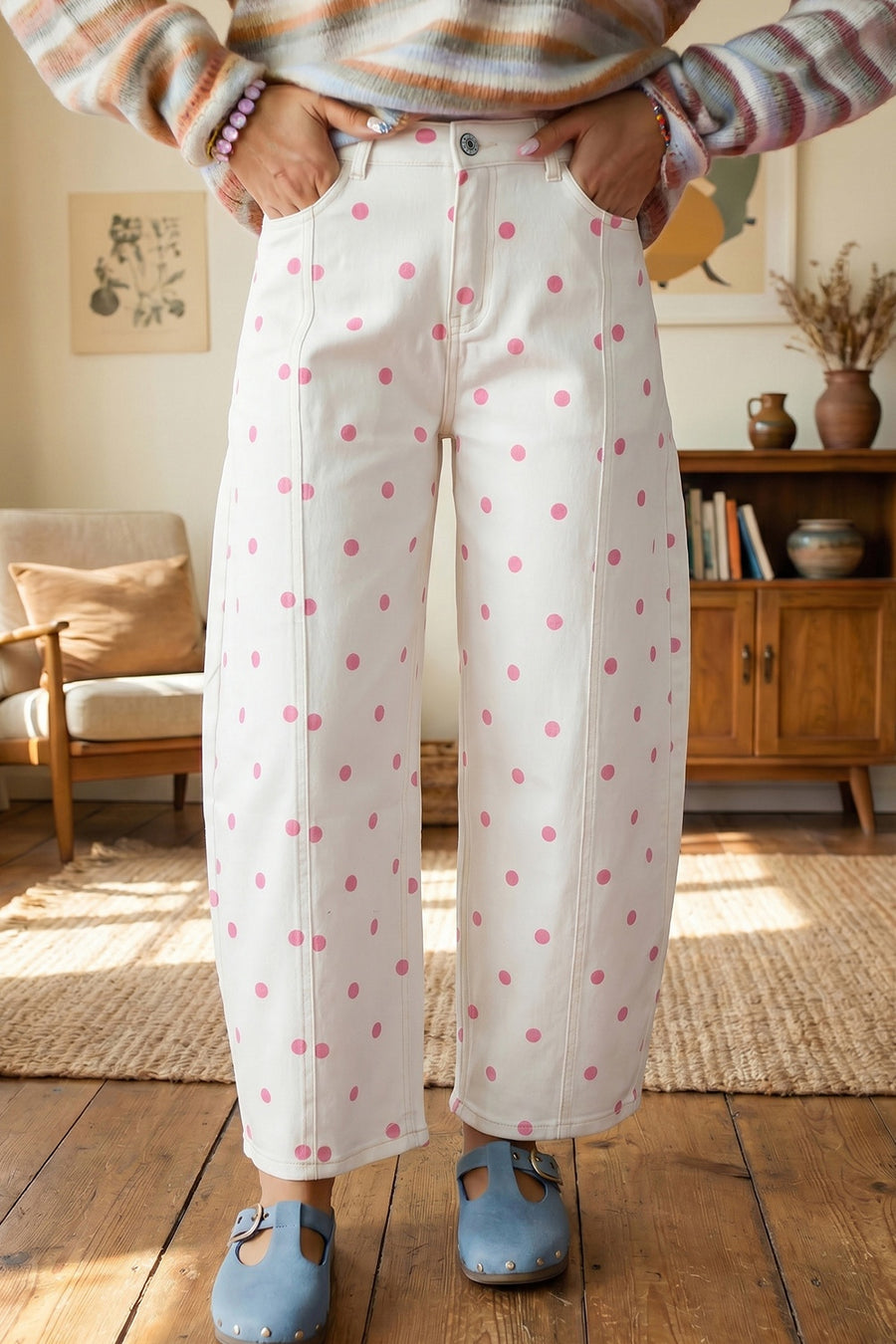72% cotton, 26% polyester, 2% elastane Care instructions: Machine wash cold wide-leg jeans in Blush Pink with flared