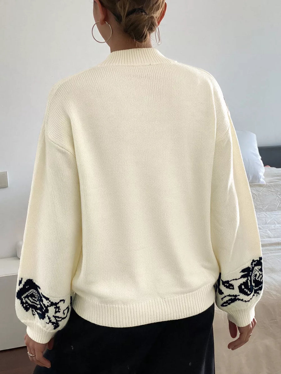 ivory pullover sweater with stretch and long sleeve