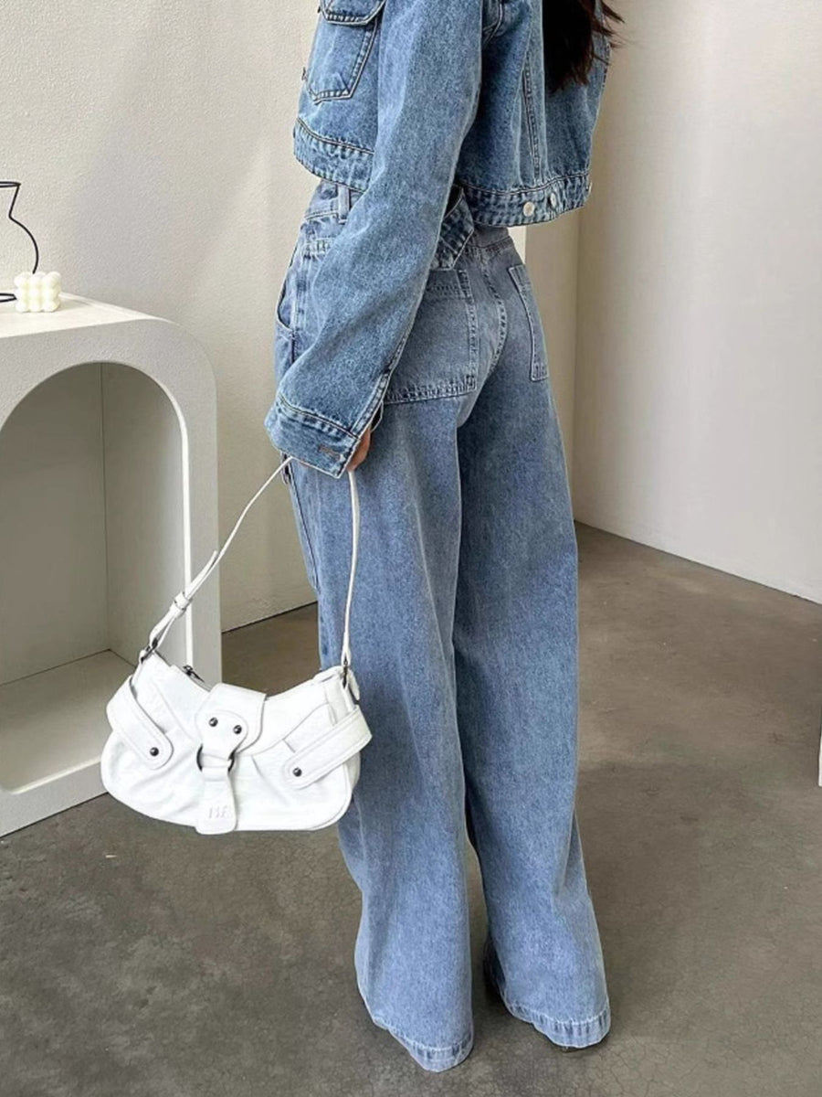 wide-leg jeans in Black with pocketed and full-length