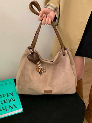 Black shoulder bag