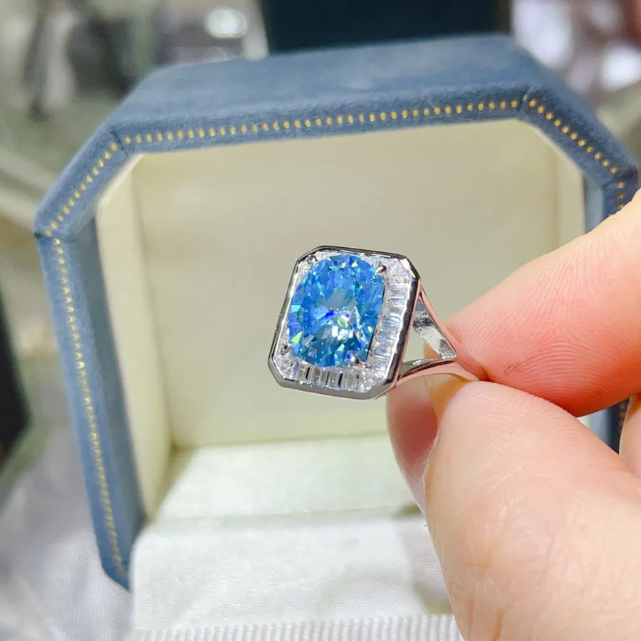 3 Carat Moissanite Square Ring Platinum-plated 925 Silver in Royal Blue with 3 carat moissanite