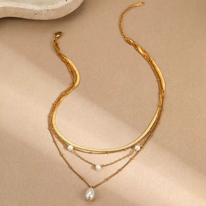 Synthetic Pearl,18K Gold-Plated,Stainless Steel Care instructions: Avoid wearing necklace in white with layered silhouette