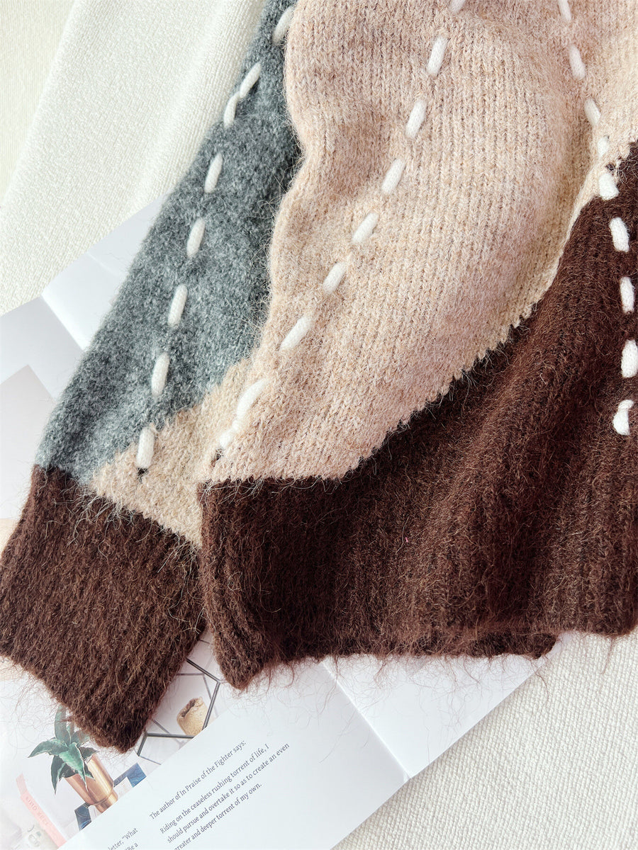 v-neck sweater in Brown with argyle and stretch