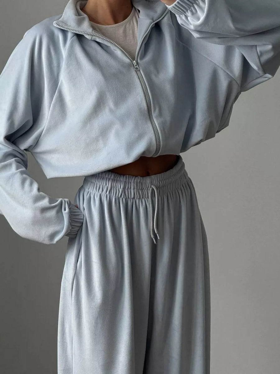 100% polyester Care instructions: Machine wash cold lounge set in Light Blue with relaxed silhouette