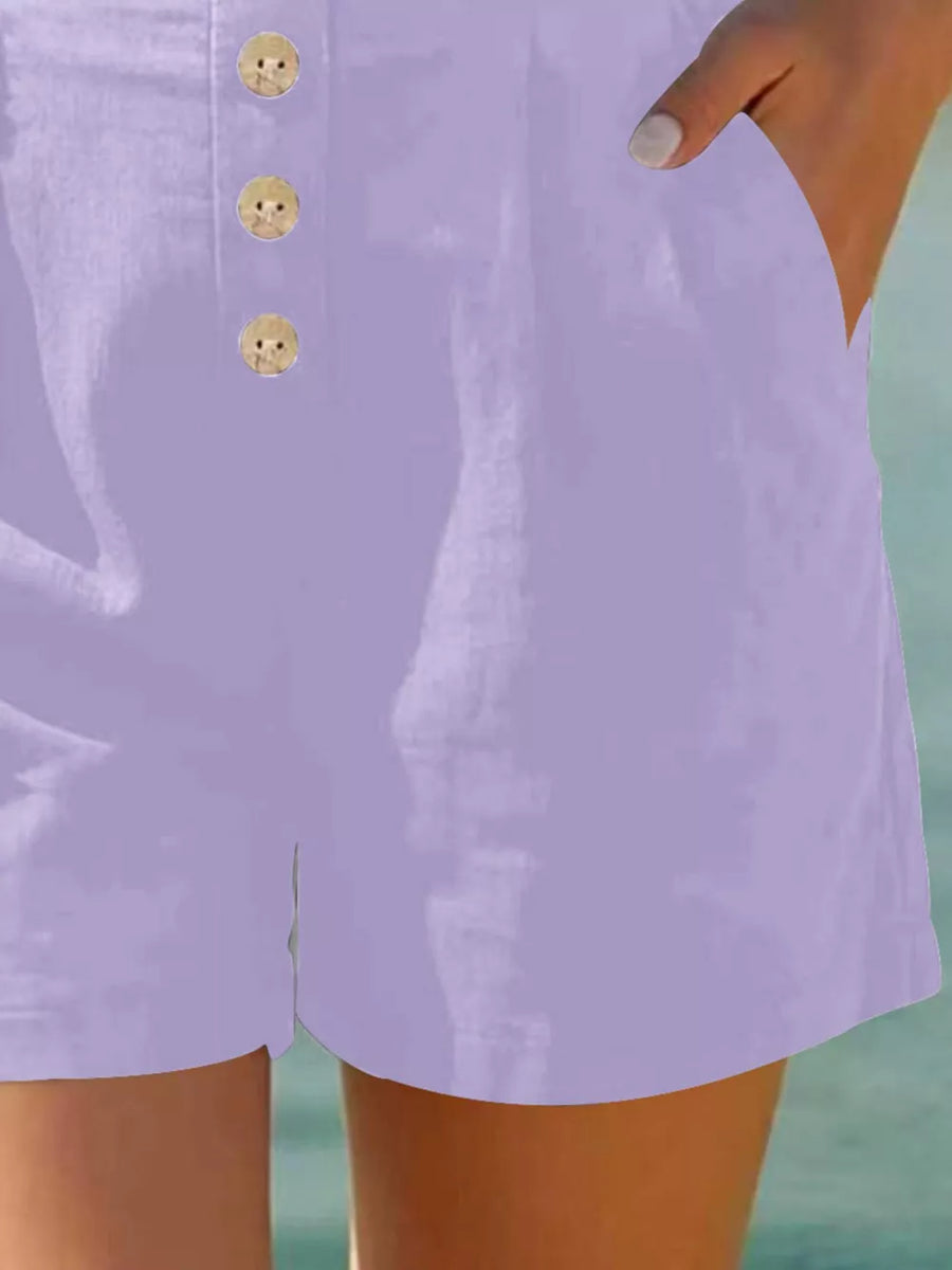 shorts in Pink with button-front and mini