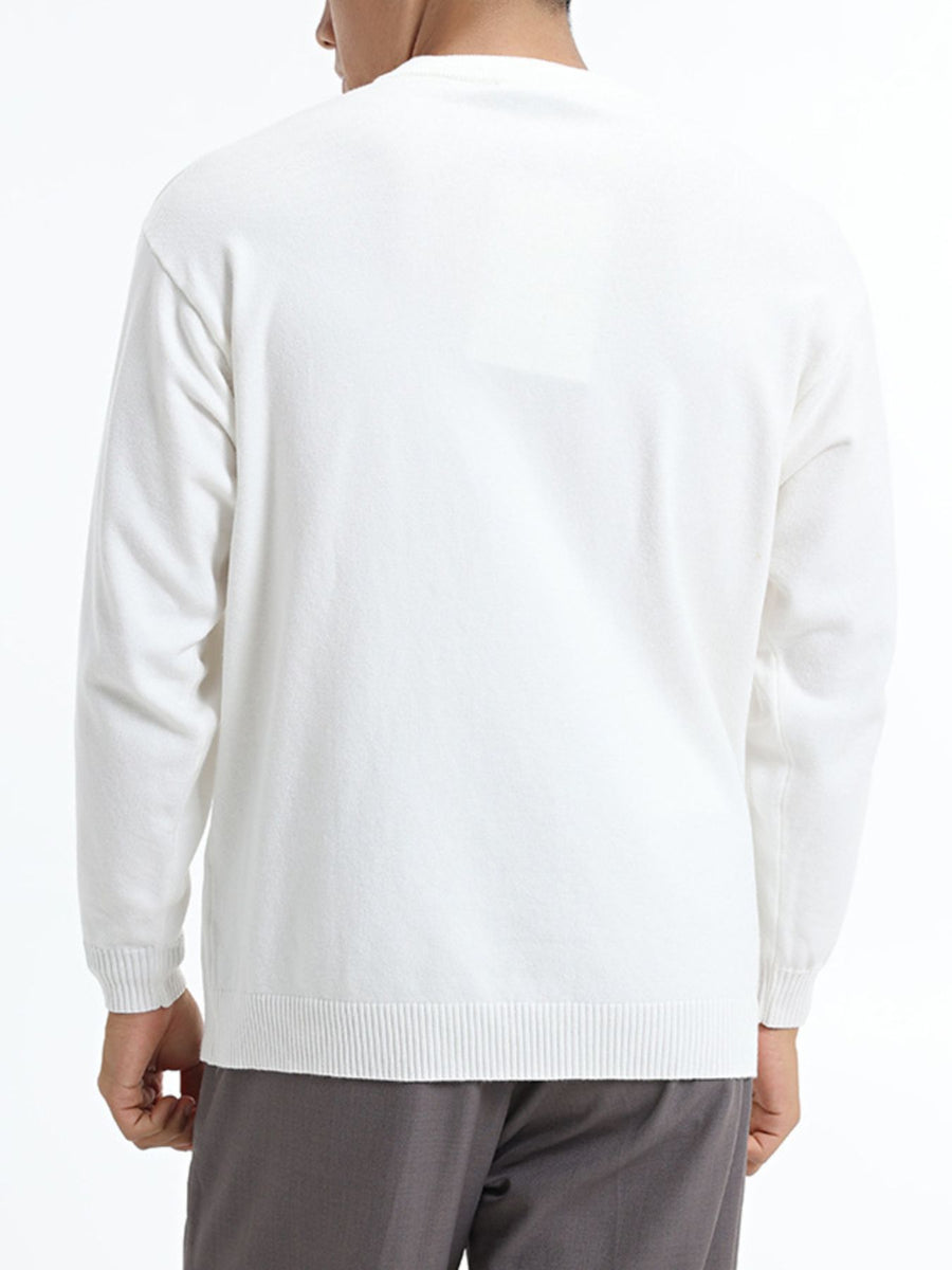 Gray regular crewneck sweater with crew neck