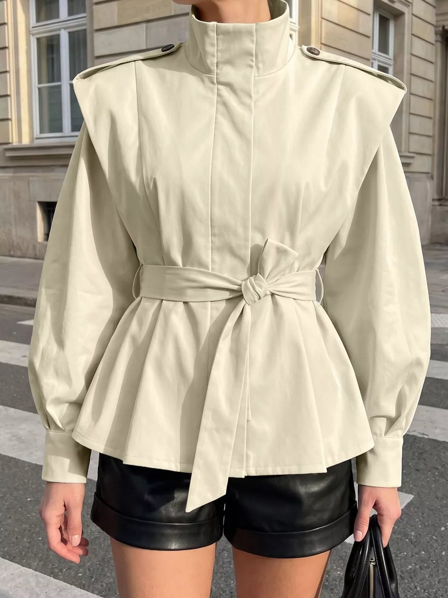 Black trench coat with pocketed and long sleeve