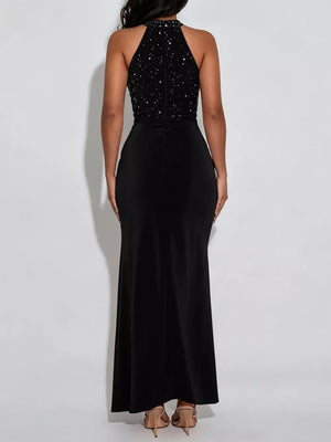 100% polyester Care instructions: Machine wash cold maxi dress in Black with fitted silhouette
