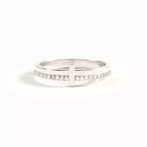 classic ring in clear with N/A