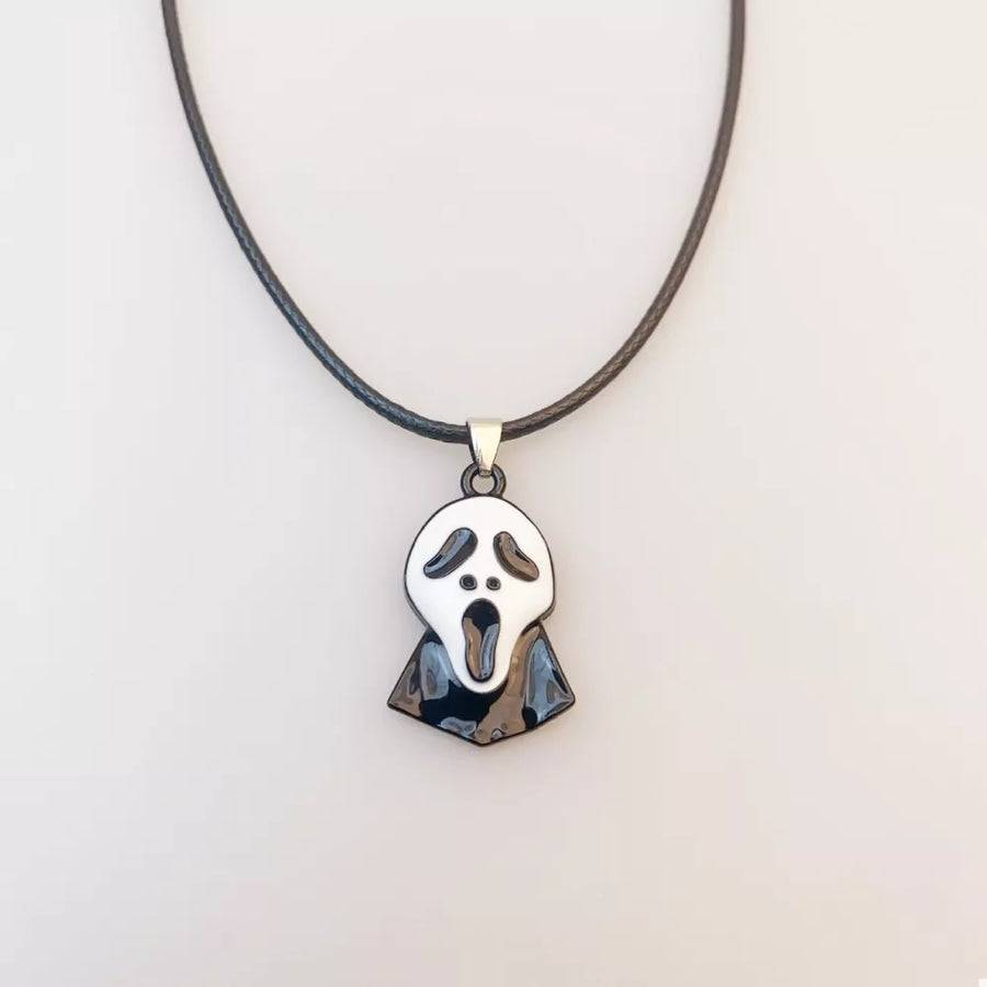 necklace in silver with pendant and 15.7 inch chain