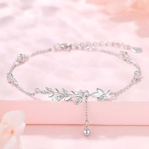 bracelet in Silver with floral and leaf motif