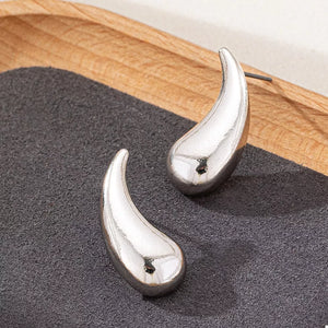 modern earrings in Silver with not applicable