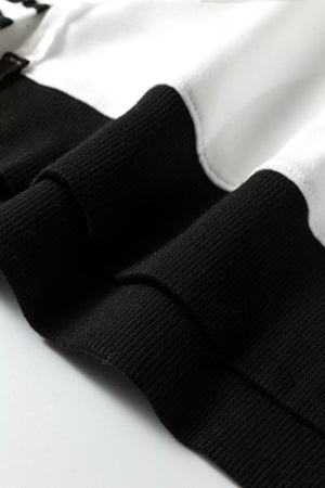 sweatshirt in white with exposed seam and hip-length