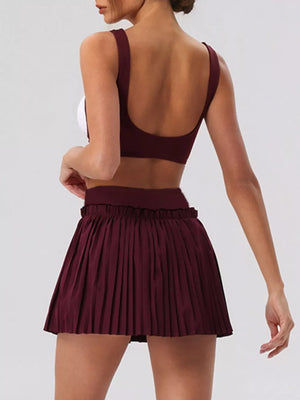 Burgundy fitted activewear with v-neck