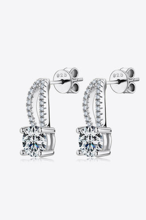 Sparkling silver stud earrings with moissanite and 925 stamp