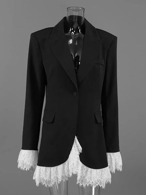 romantic blazer in Black with notch lapel