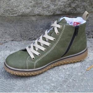 Ankle boots in olive green featuring lace-up closure and Ankle boot fit