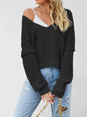 modern pullover sweater in light grey with v-neck