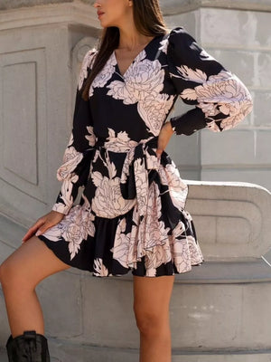 mini dress in Black with frill and mini