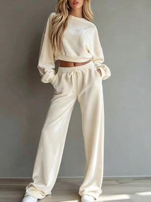 lounge set in ivory featuring drawstring and relaxed fit