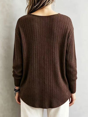 Brown relaxed t-shirt with v-neck