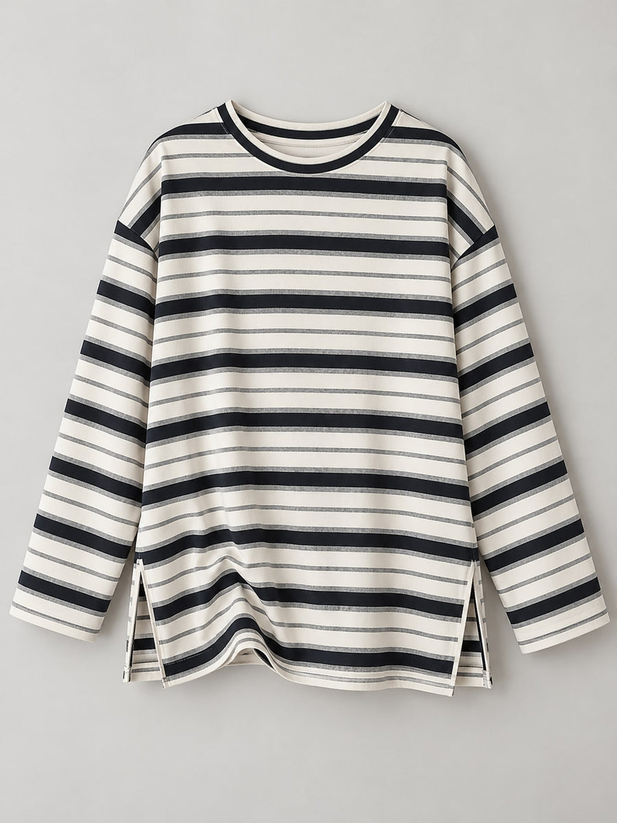 t-shirt in ivory with striped and side slit