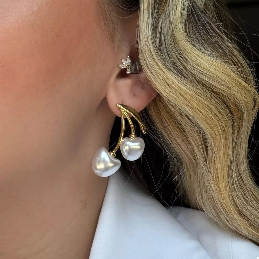 18k Gold-plated Pearl Cherry Earrings in Gold with 18K gold-plated