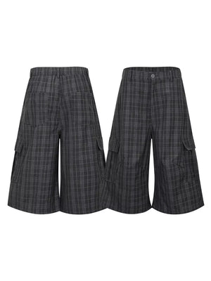 capris in Dark Gray with plaid and pocketed
