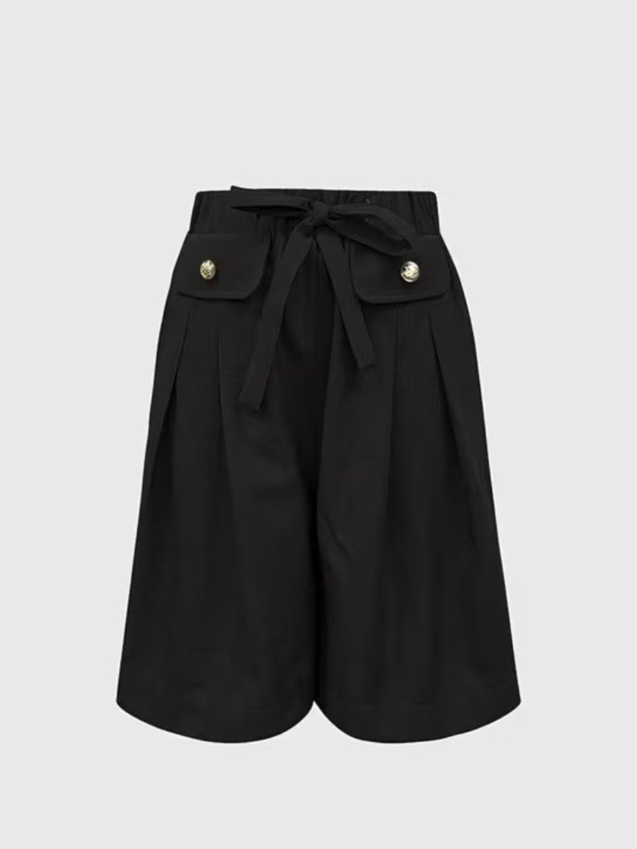 bermuda shorts in Linen Color with tied and bermuda