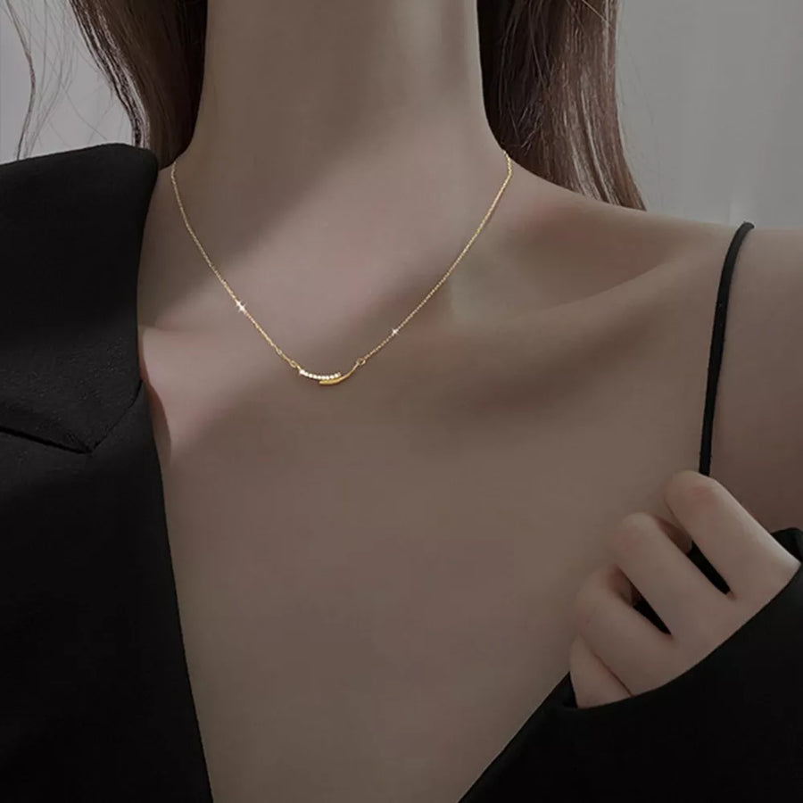 925 sterling silver,Rhinestone Care instructions: Avoid wearing during exercise, necklace in clear with delicate silhouette