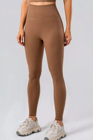 leggings in ivory with high-waisted and full-length