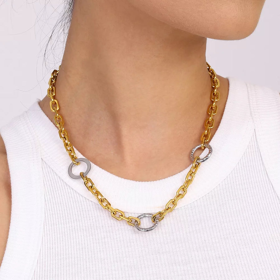 18k Gold-plated Stainless Steel Chain Link Circle Necklace in silver with chain link