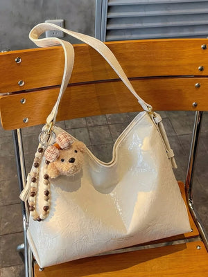 Beige shoulder bag