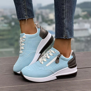 sneakers in Gray with round toe and not applicable