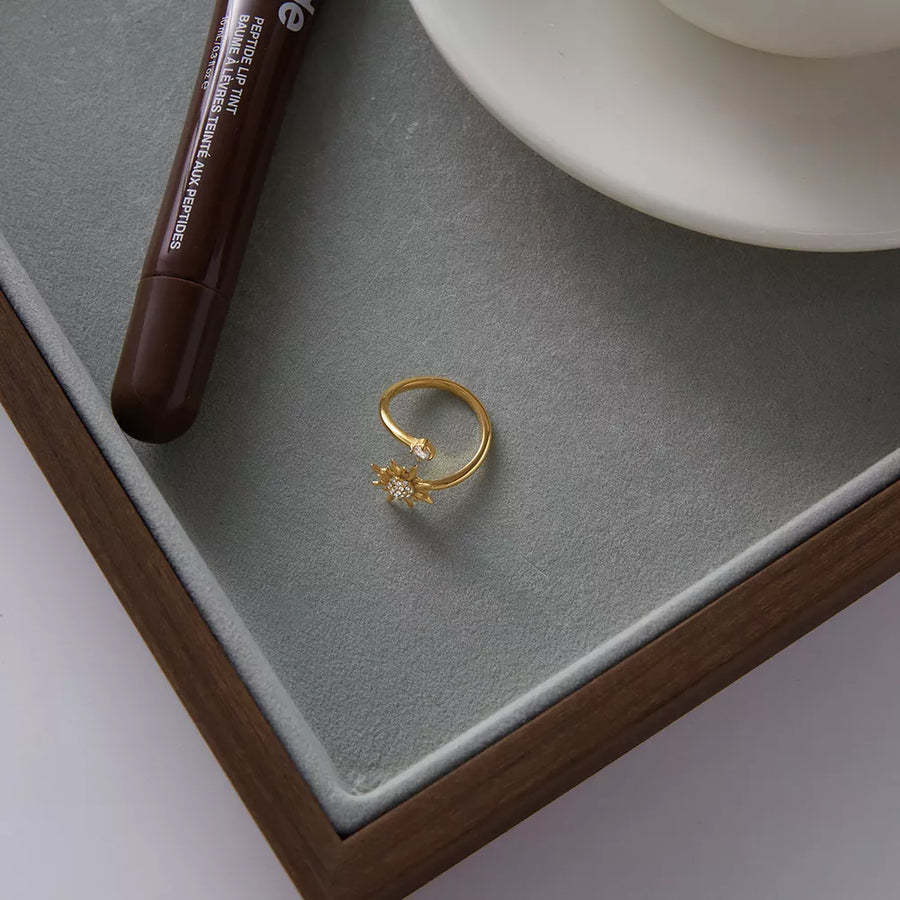 ring in gold