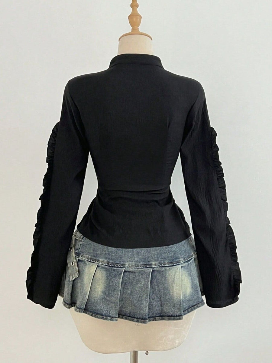 black blouse with buttoned and long sleeve