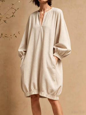 Beige mini dress with mini and pullover