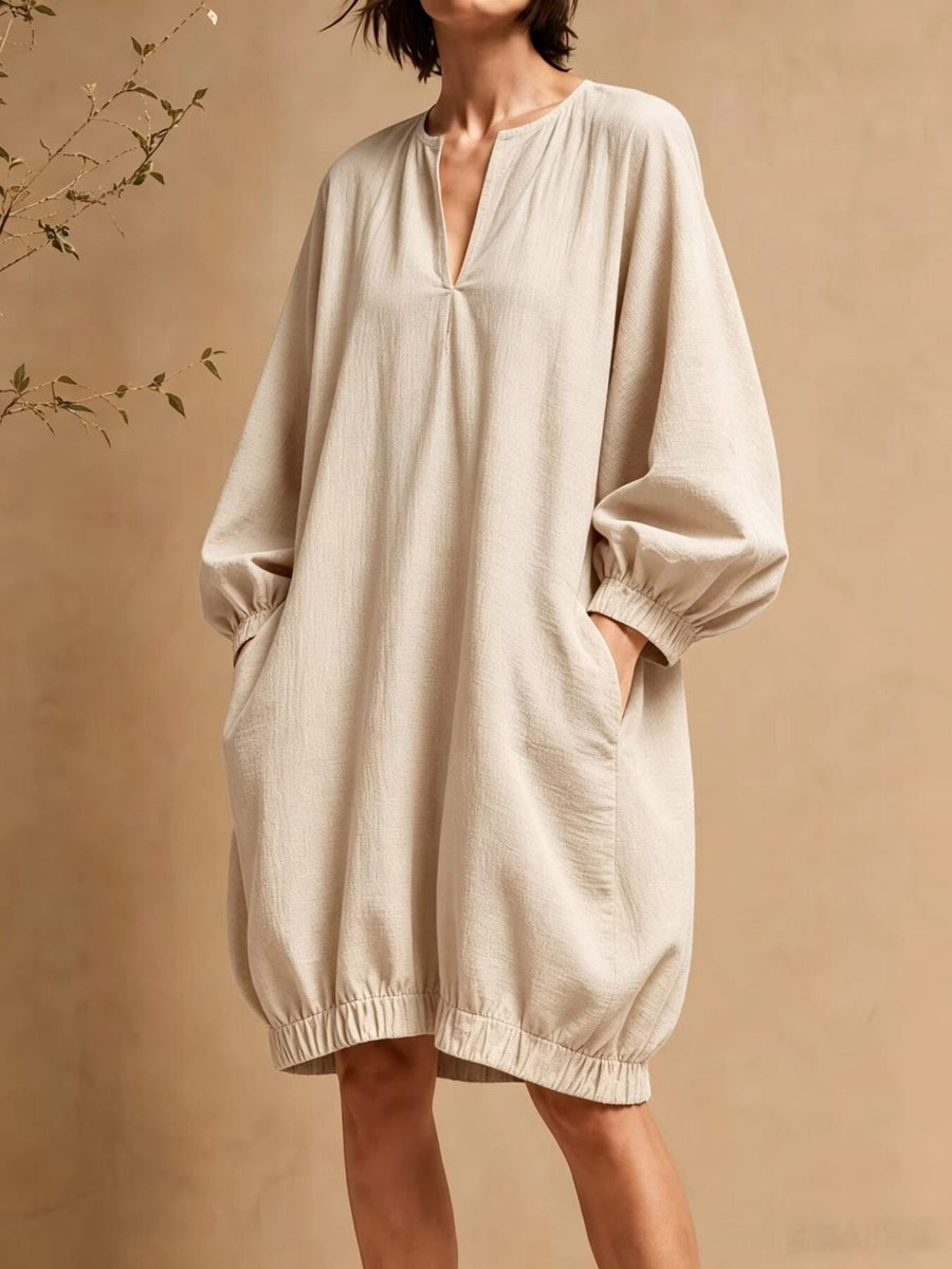 Beige mini dress with mini and pullover
