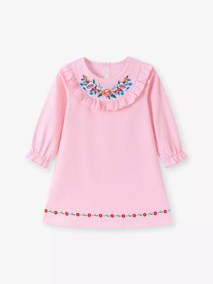 95%polyester, 5%spandex Care instructions: Machine wash cold A-line dress in light pink with A-line silhouette
