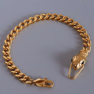 Silver bracelet with wrist-length and lobster clasp