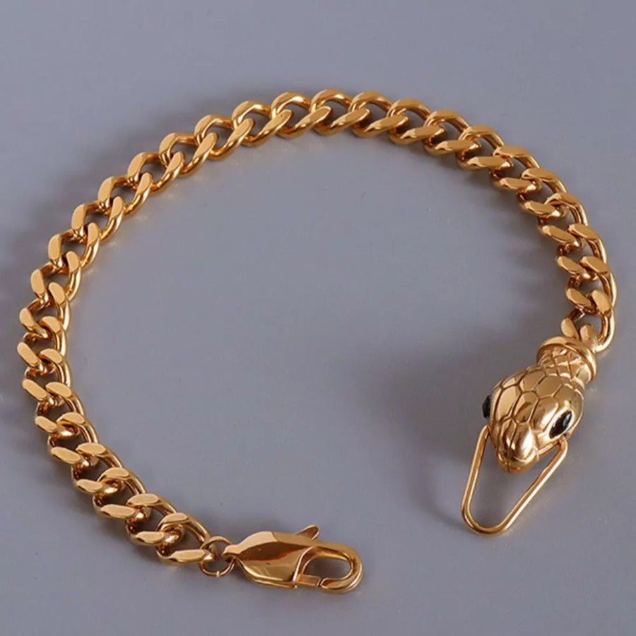 Silver bracelet with wrist-length and lobster clasp