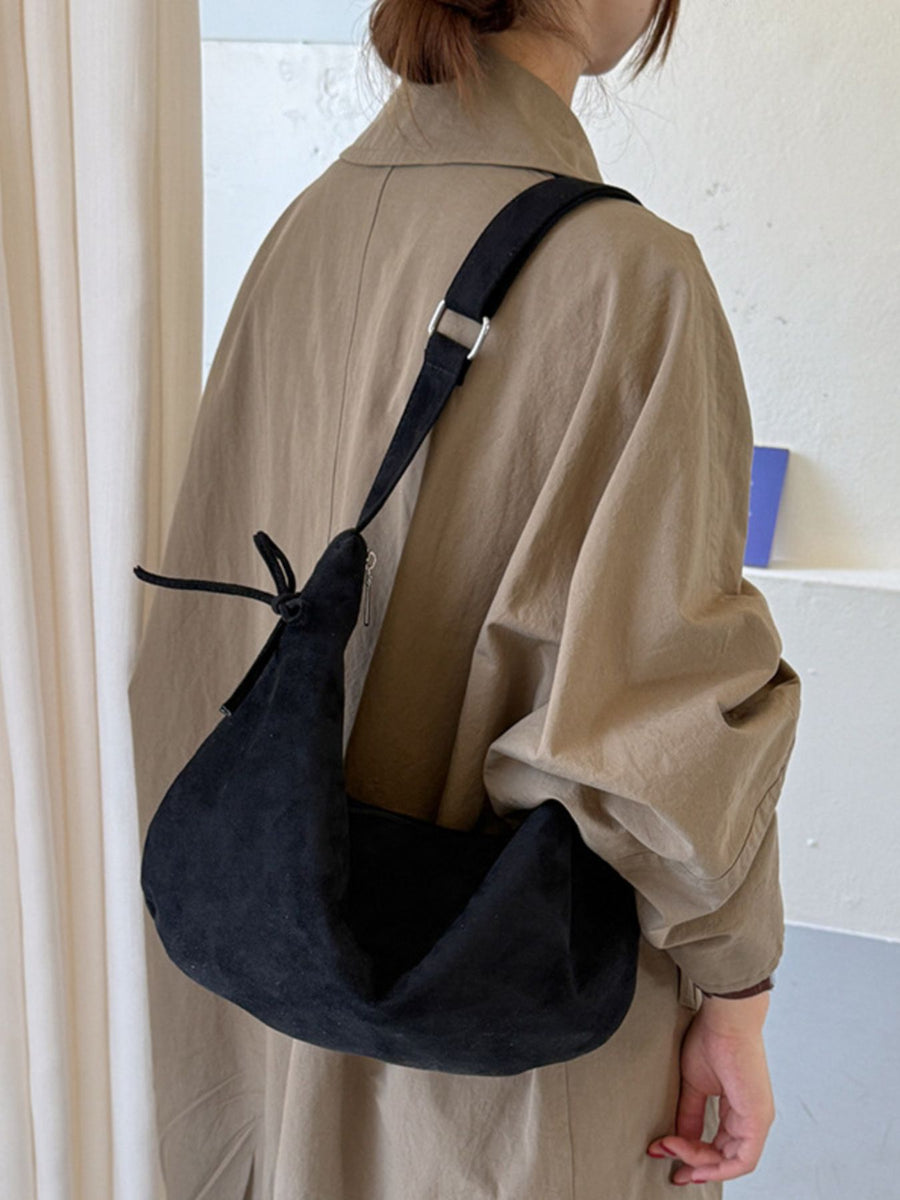 Medium Adjustable Strap Crossbody Bag in black with adjustable straps