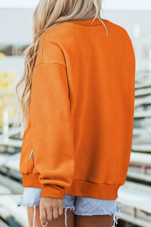 Orange sweatshirt with hip-length and pullover