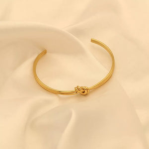 Gold bracelet