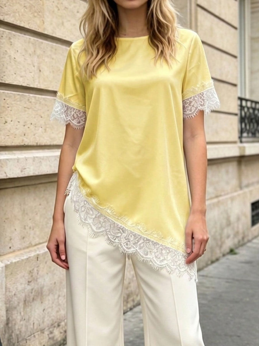 Black relaxed blouse with round neck