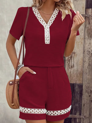 lounge set in White with v-neck and short sleeve
